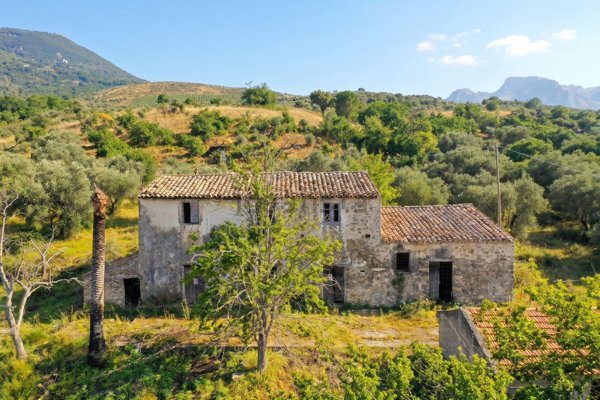 casale in vendita a Cefalù in zona Gibilmanna