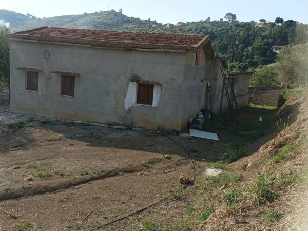 casa indipendente in vendita a Cefalù