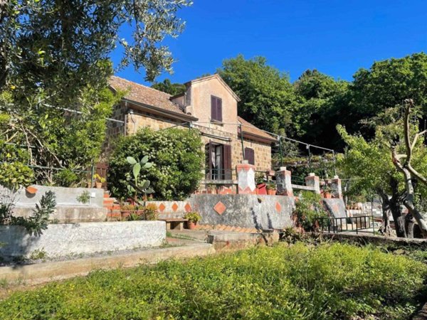 appartamento in vendita a Cefalù in zona Gibilmanna