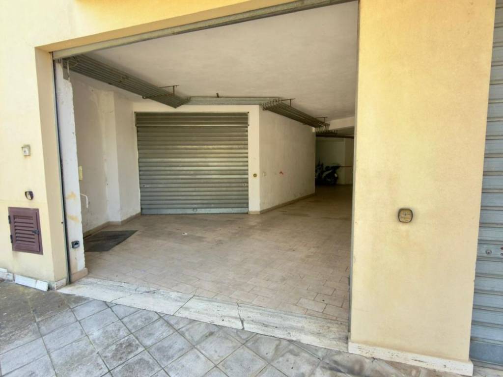 box auto in vendita a Cefalù