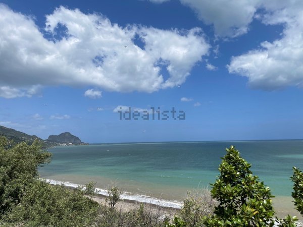 terreno in vendita a Cefalù in zona Sant'Ambrogio
