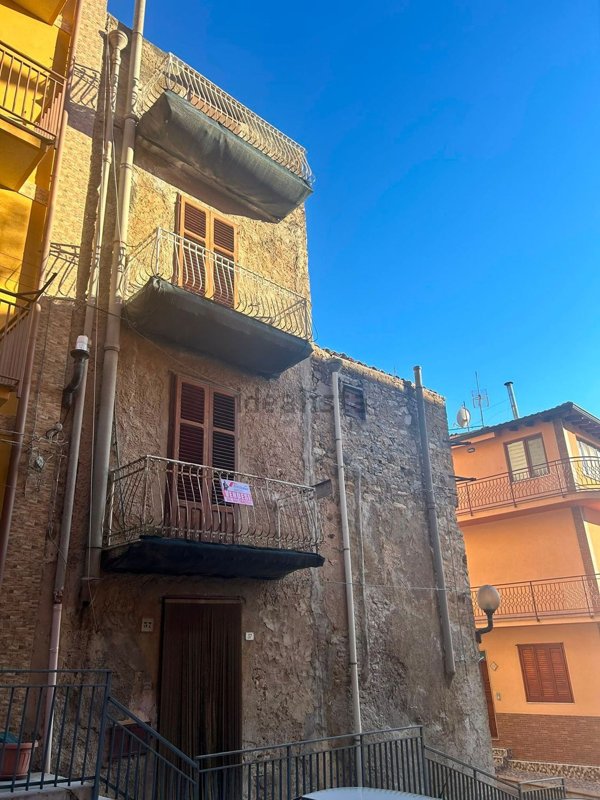 casa indipendente in vendita a Cerda