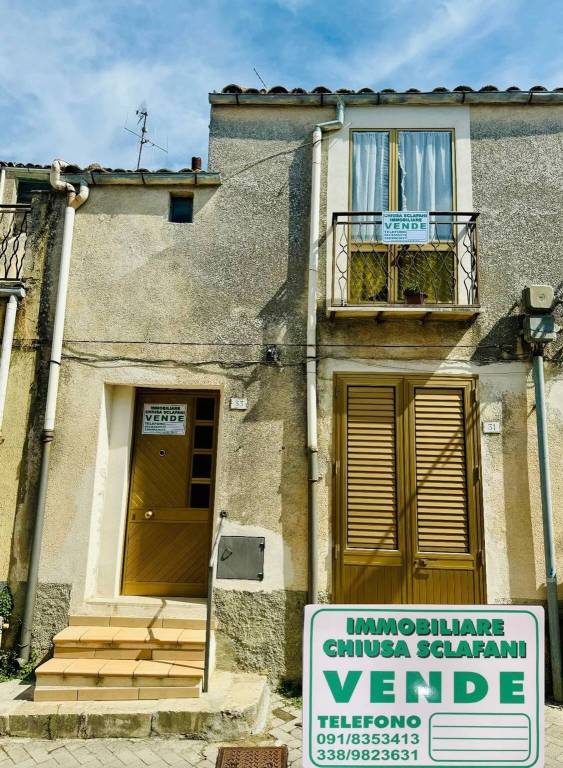 casa indipendente in vendita a Chiusa Sclafani