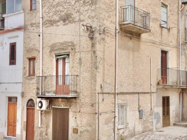 casa indipendente in vendita a Chiusa Sclafani