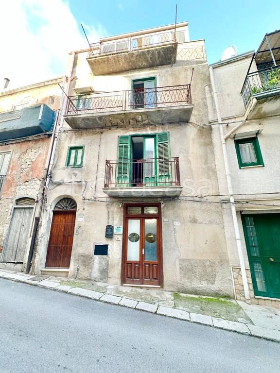 casa indipendente in vendita a Chiusa Sclafani