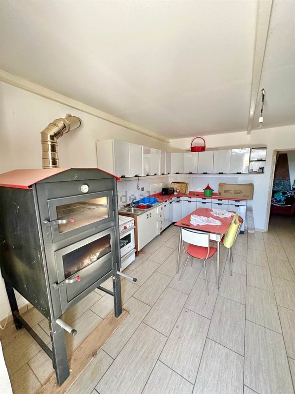 casa indipendente in vendita a Chiusa Sclafani