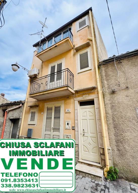 casa indipendente in vendita a Chiusa Sclafani