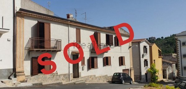 casa indipendente in vendita a Ciminna