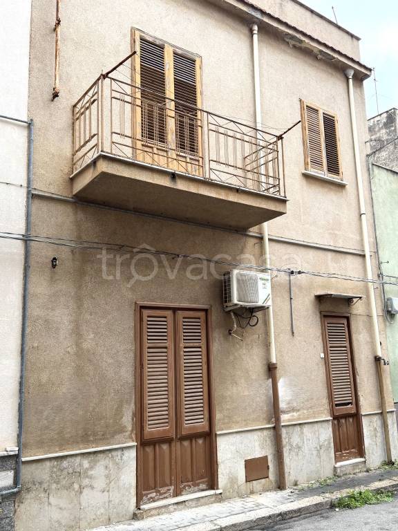 casa indipendente in vendita a Cinisi