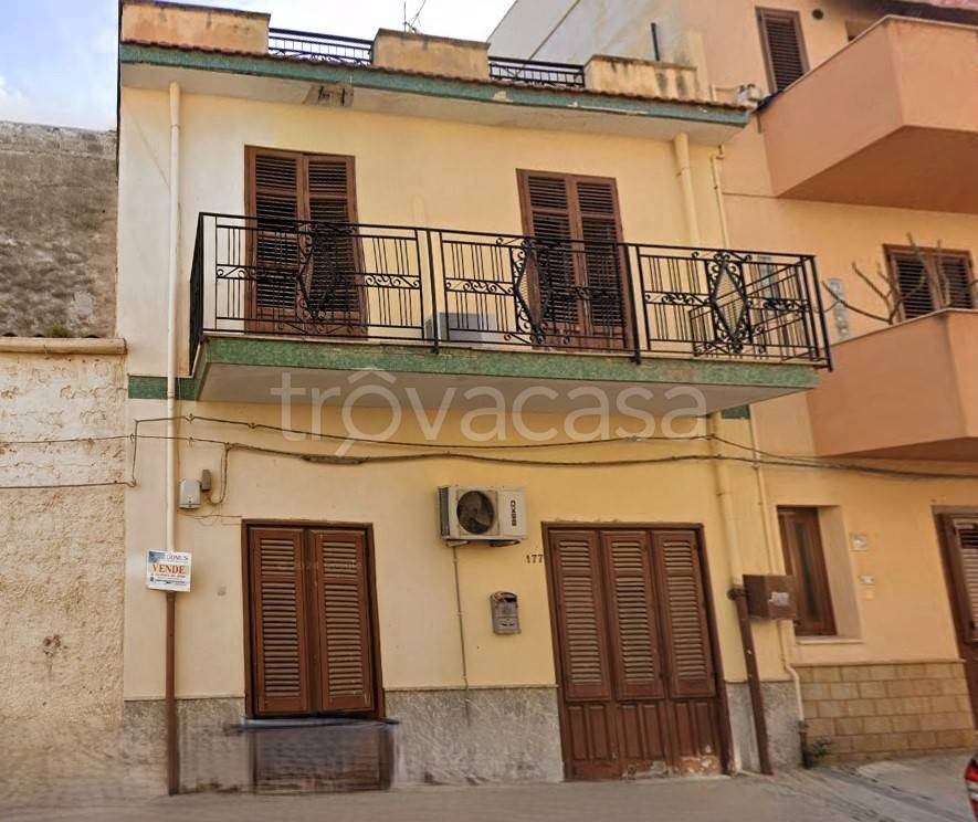 casa indipendente in vendita a Cinisi