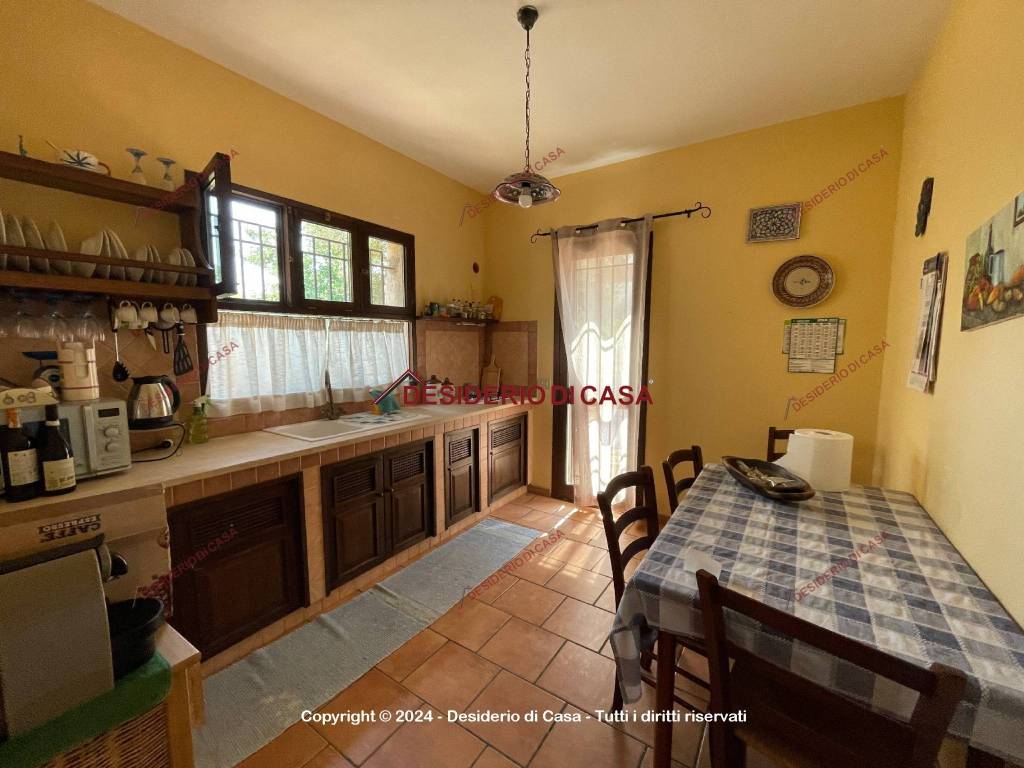 casa indipendente in vendita a Cinisi