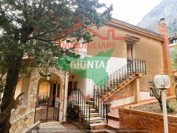 casa indipendente in vendita a Cinisi