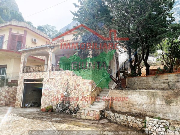 casa indipendente in vendita a Cinisi