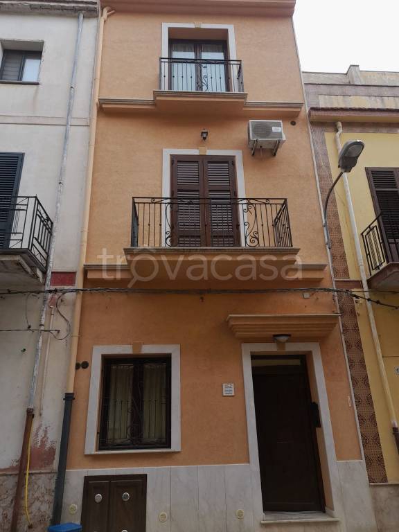 casa indipendente in vendita a Cinisi