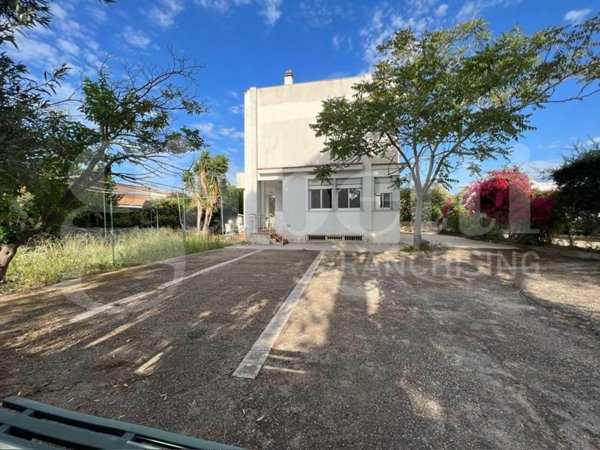 casa indipendente in vendita a Cinisi