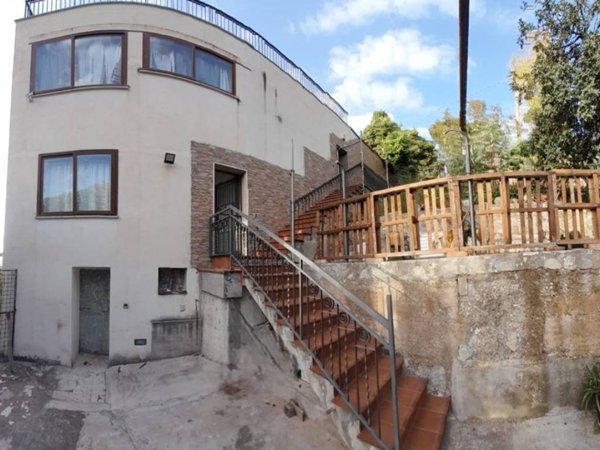 casa indipendente in vendita a Cinisi