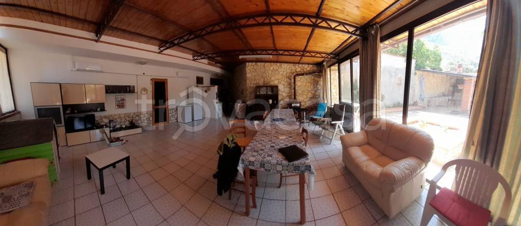 casa indipendente in vendita a Cinisi