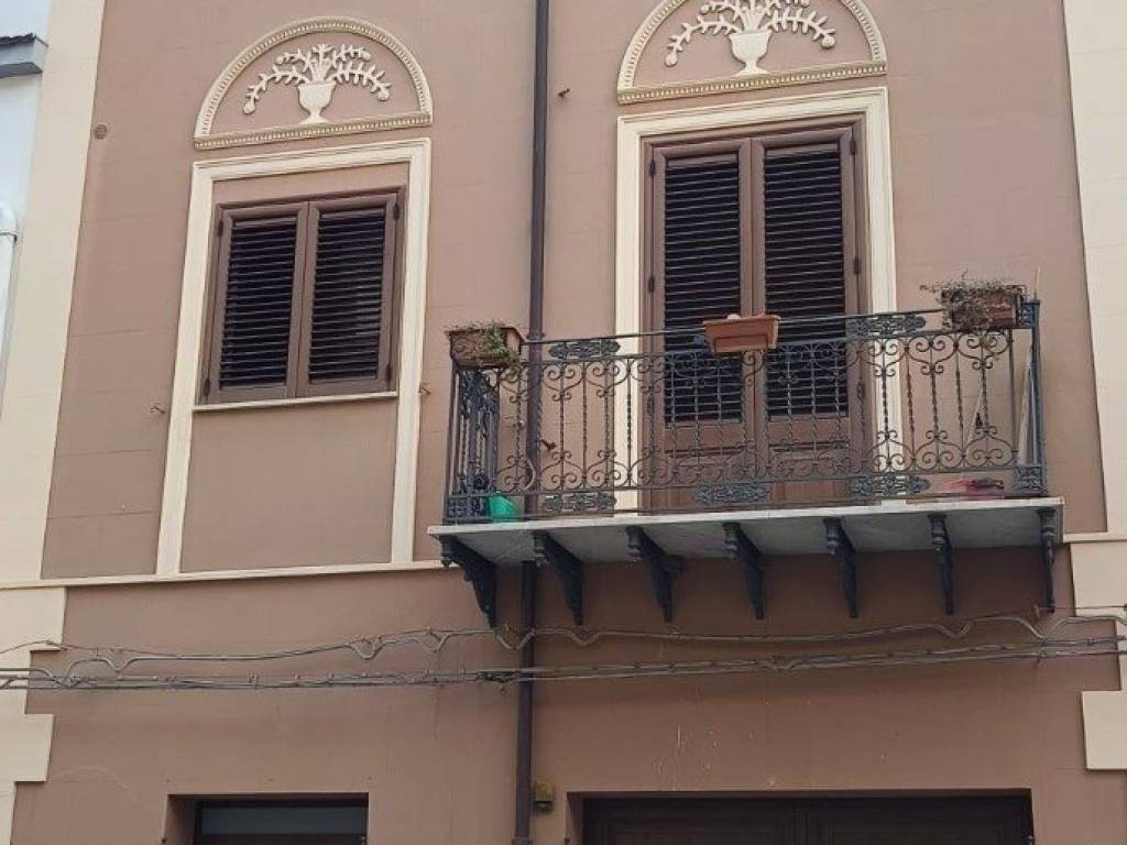 casa indipendente in vendita a Cinisi