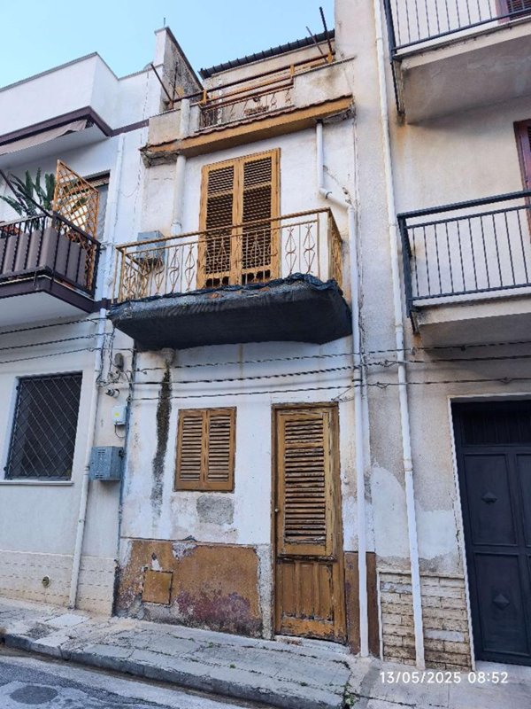 casa indipendente in vendita a Cinisi