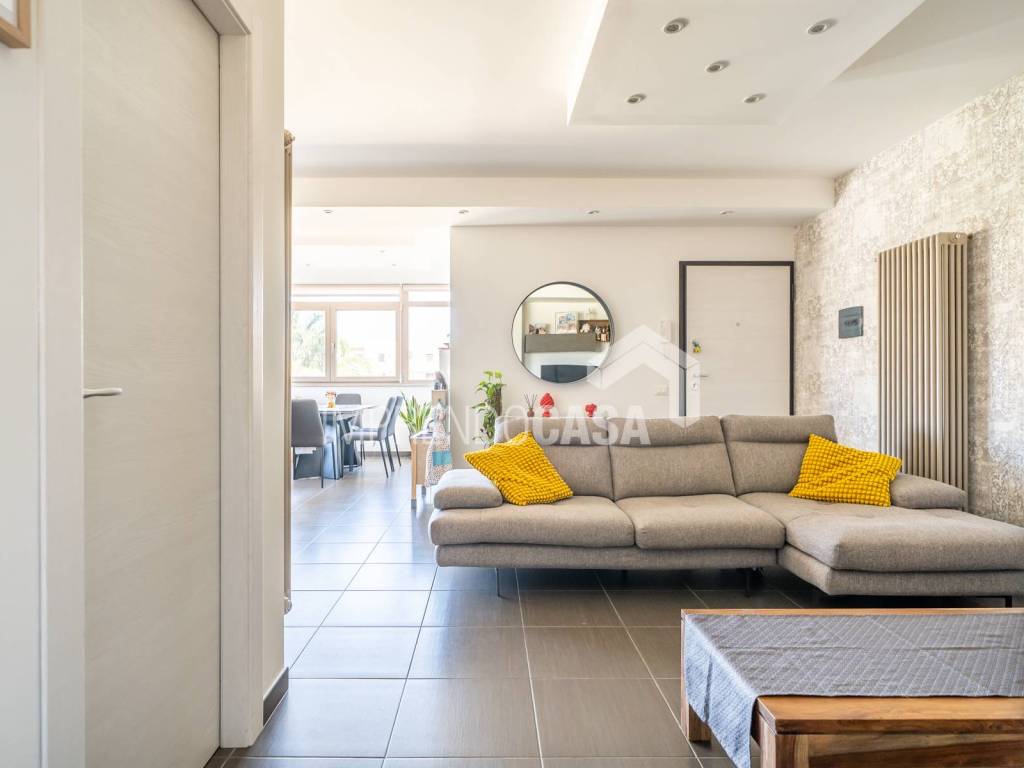 appartamento in vendita a Cinisi in zona Punta Raisi