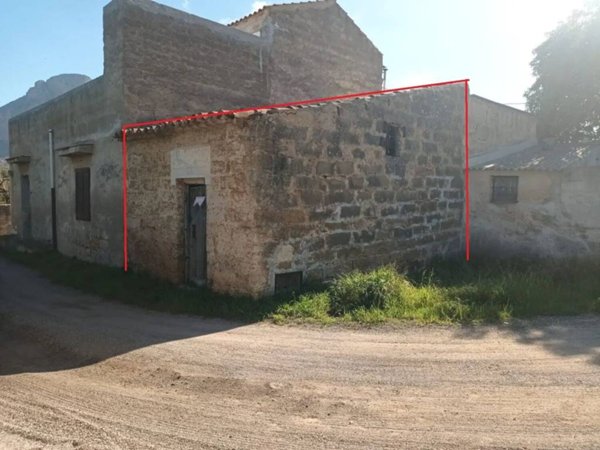 casa indipendente in vendita a Cinisi