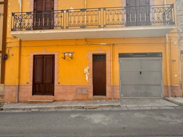 casa indipendente in vendita a Cinisi