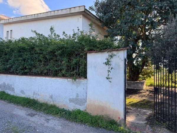 casa indipendente in vendita a Cinisi