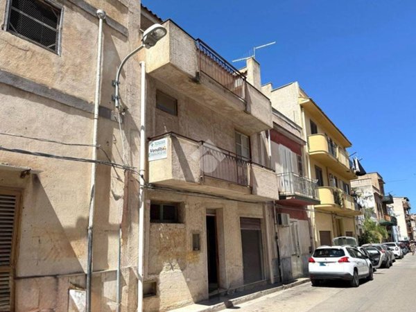 casa indipendente in vendita a Cinisi