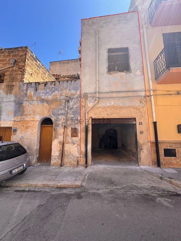 casa indipendente in vendita a Cinisi
