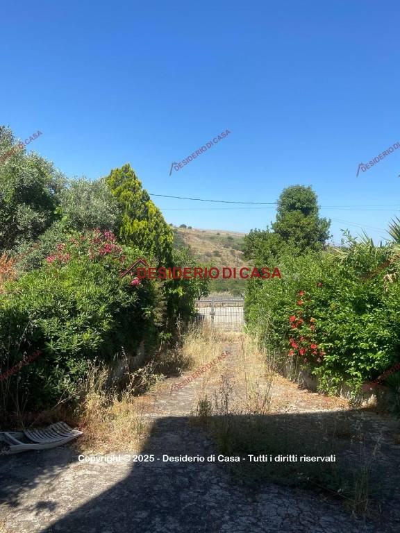 casa indipendente in vendita a Cinisi