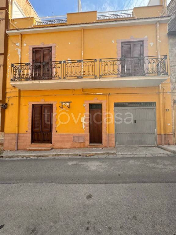 casa indipendente in vendita a Cinisi