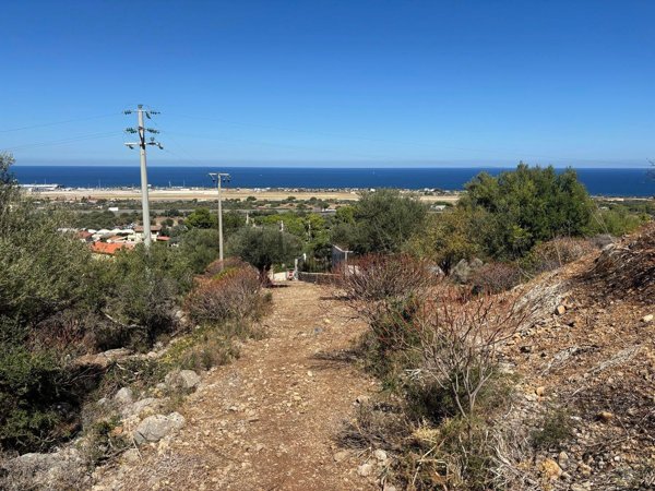 terreno edificabile in vendita a Cinisi