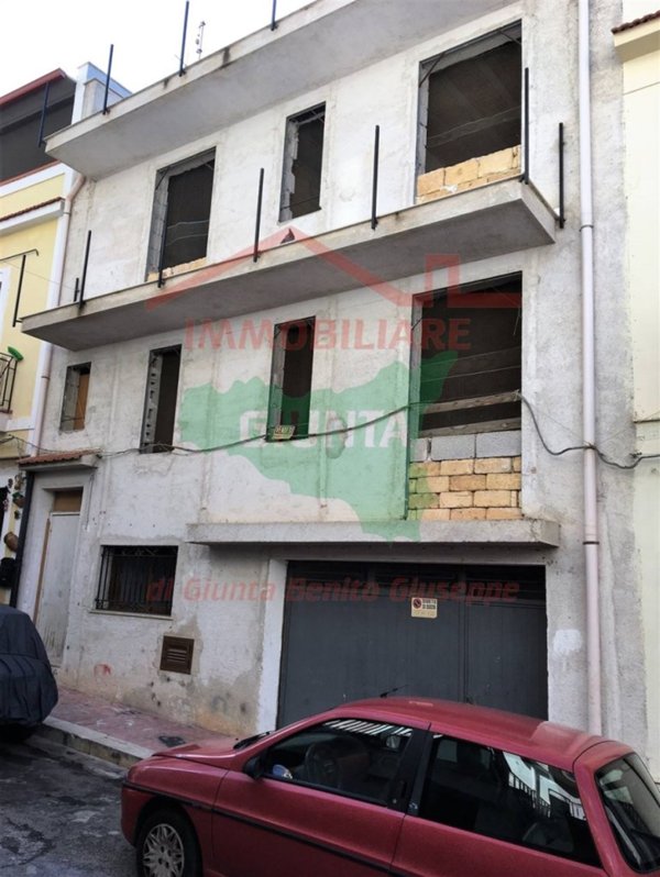 casa indipendente in vendita a Cinisi