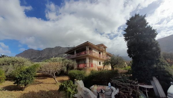 casa indipendente in vendita a Cinisi