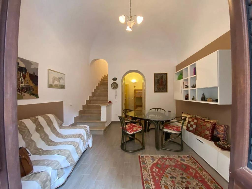 casa indipendente in vendita a Cinisi