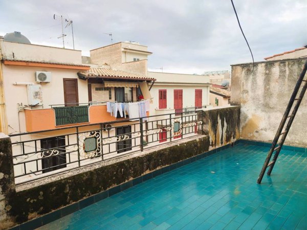 casa indipendente in vendita a Cinisi