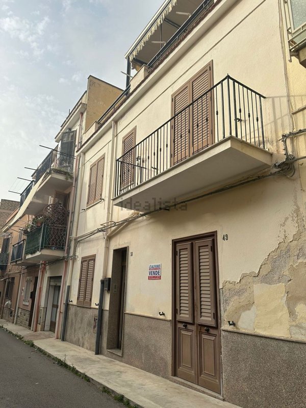 casa indipendente in vendita a Cinisi