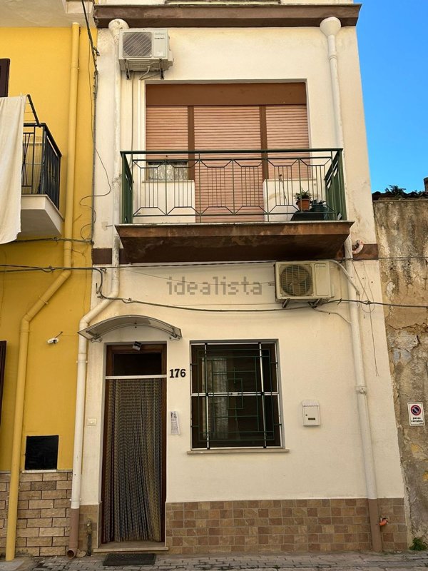 casa indipendente in vendita a Cinisi