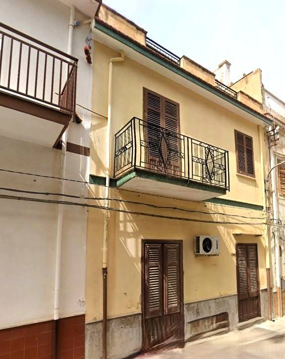 casa indipendente in vendita a Cinisi