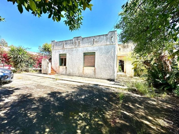 casa indipendente in vendita a Cinisi