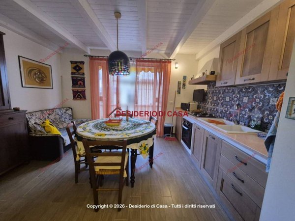 casa indipendente in vendita a Cinisi