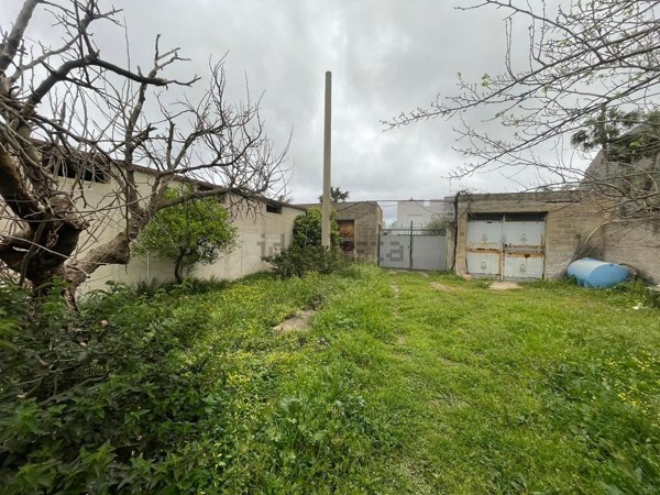 terreno edificabile in vendita a Cinisi