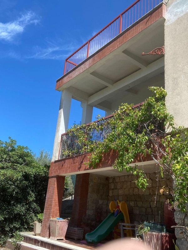 casa indipendente in vendita a Cinisi