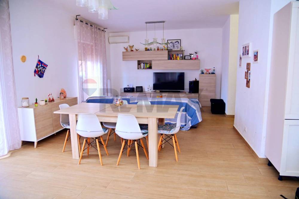 casa indipendente in vendita a Cinisi