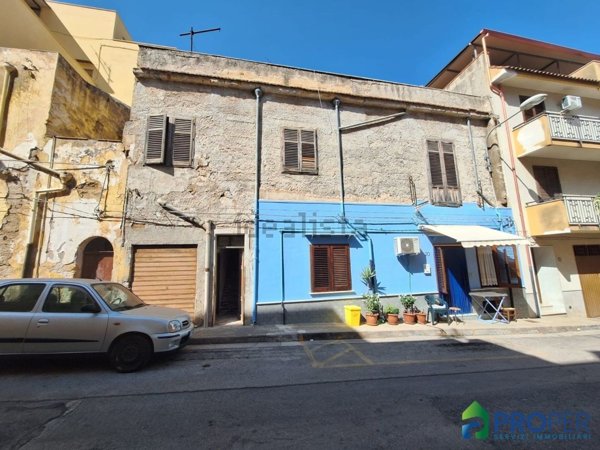 casa indipendente in vendita a Cinisi