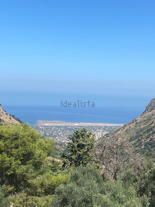 casa indipendente in vendita a Cinisi