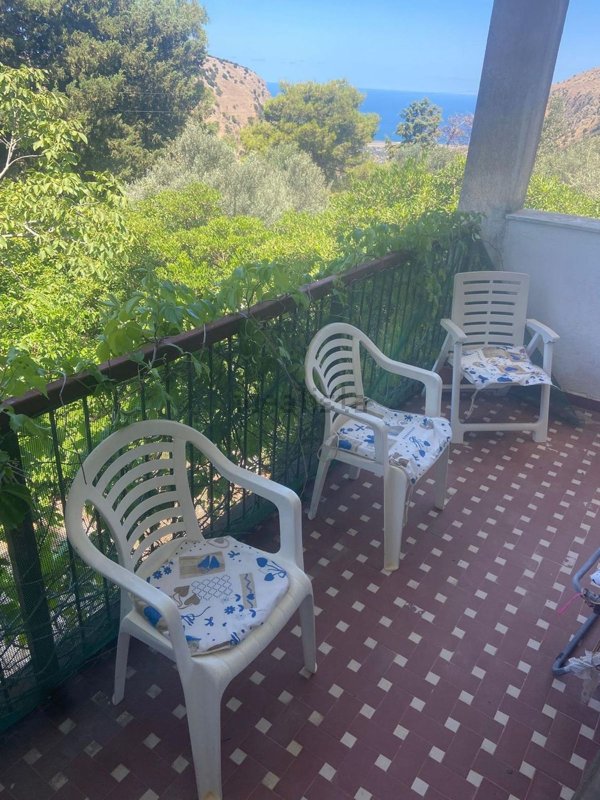 casa indipendente in vendita a Cinisi