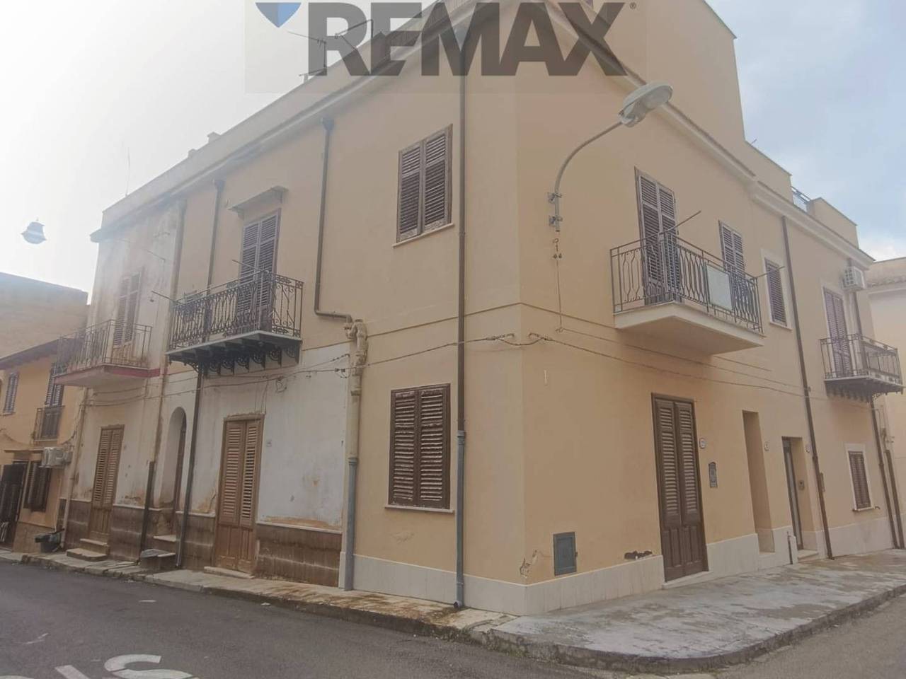 casa indipendente in vendita a Cinisi