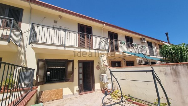 casa indipendente in vendita a Cinisi