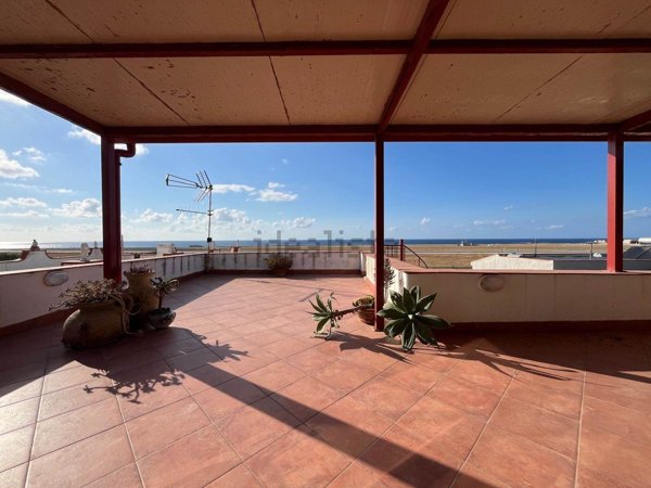 casa semindipendente in vendita a Cinisi
